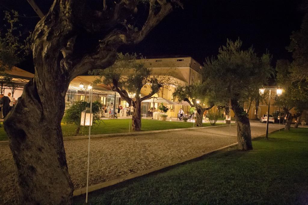 Hotel Villa Fiorita Giulianova Exterior foto